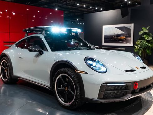 Used 2024 Porsche 911 Dakar AWD/4WD image 18