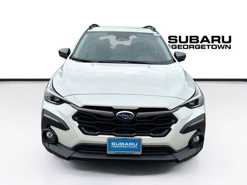 Used 2024 Subaru Crosstrek 2.5i Limited AWD/4WD image 2