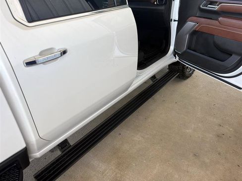 Used 2024 GMC Sierra 2500 Denali Ultimate AWD/4WD image 34