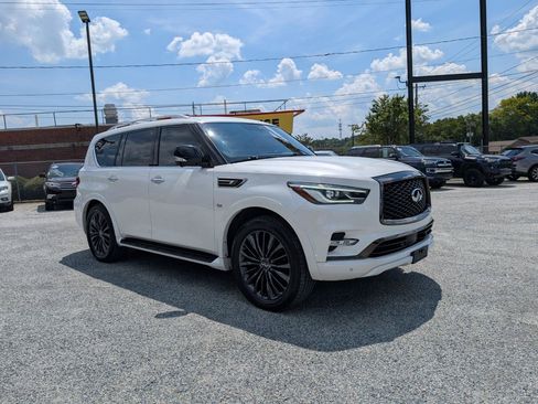 Used 2020 INFINITI QX80 Luxe w/ Edition 30 Package RWD image 3