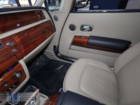Used 2009 Rolls-Royce Phantom Coupe RWD image 28