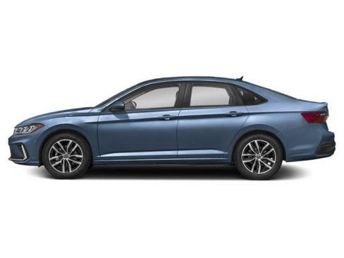 Used 2025 Volkswagen Jetta SE FWD image 3