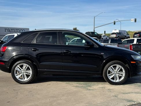 Used 2018 Audi Q3 2.0T Premium image 3