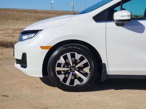 New 2026 Honda Odyssey EX-L image 10