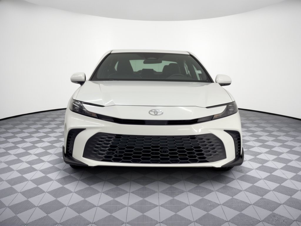 Used 2025 Toyota Camry SE FWD image 6