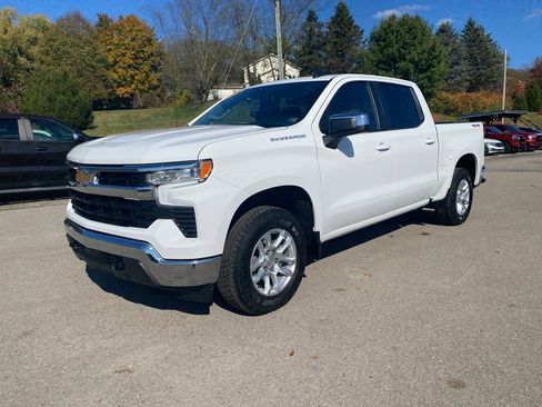 Used 2022 Chevrolet Silverado 1500 LT image 7