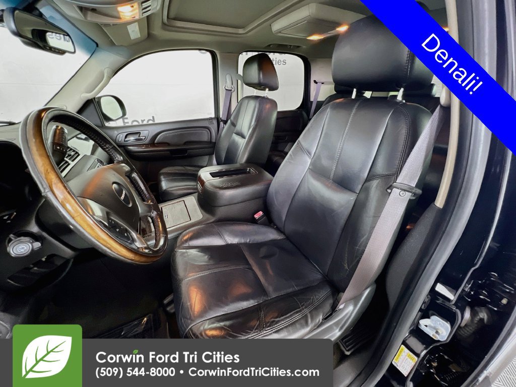 Used 2007 GMC Yukon Denali AWD/4WD image 26