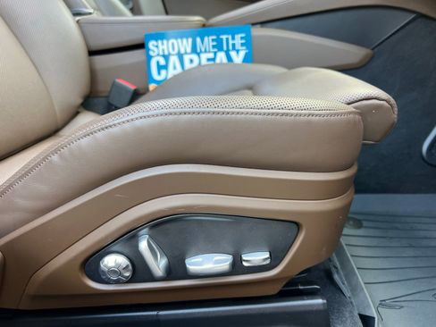 Used 2018 Porsche Panamera 4S image 68