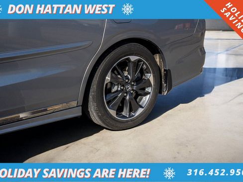 Used 2023 Honda Odyssey Elite image 38