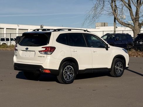 Certified 2024 Subaru Forester Premium image 7