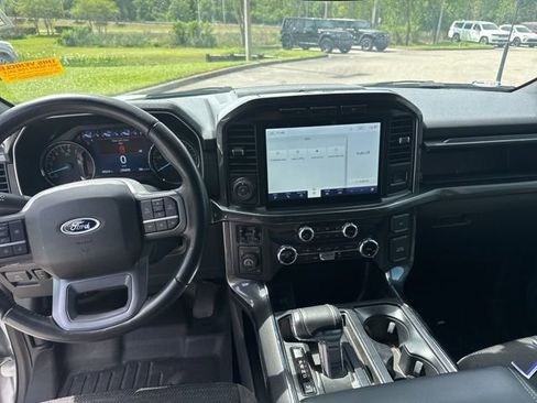 Used 2022 Ford F150 XLT w/ Equipment Group 302A High image 11