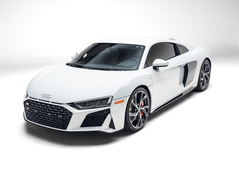 Used 2023 Audi R8 V10 performance RWD image 2