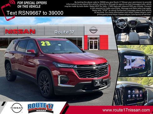 Used 2023 Chevrolet Traverse RS image 1