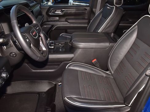 Used 2024 GMC Sierra 1500 AT4X image 13