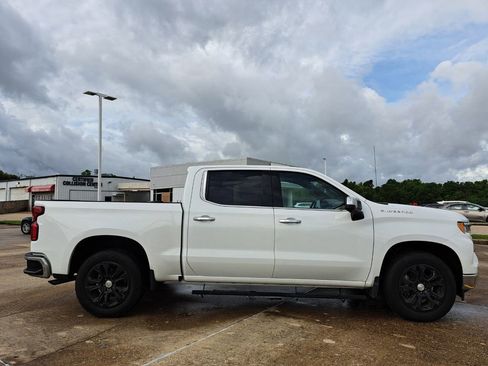Used 2023 Chevrolet Silverado 1500 LTZ RWD image 3