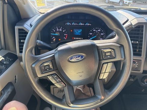 Used 2021 Ford F250 XL w/ Power Equipment Group image 9
