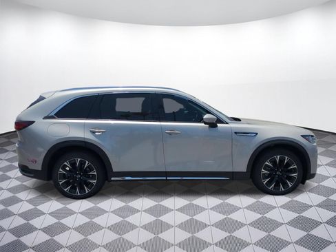 Used 2024 MAZDA CX-90 Plug-In Hybrid w/ Premium Plus AWD/4WD image 6
