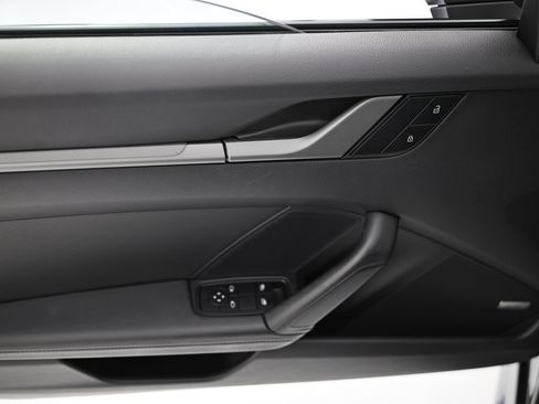 Certified 2022 Porsche 911 Carrera RWD image 21