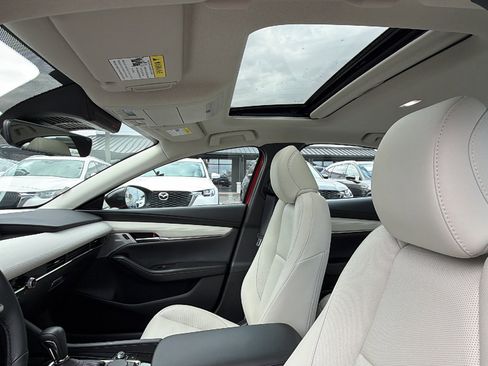 Used 2025 MAZDA MAZDA3 2.5 Turbo Sedan w/Premium Plus image 16