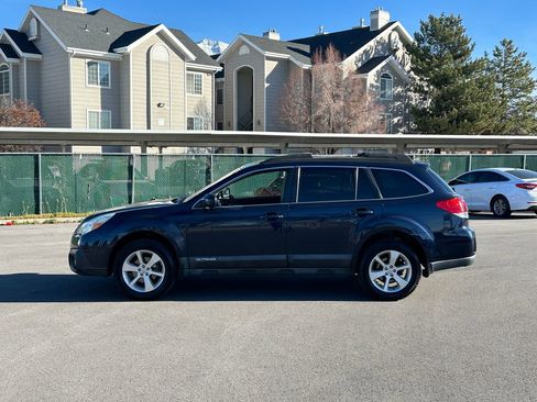 Used 2013 Subaru Outback 2.5i Premium w/ Popular Pkg 1B image 8