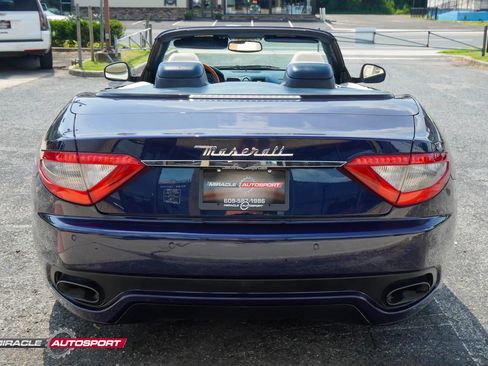 Used 2012 Maserati GranTurismo Sport image 6