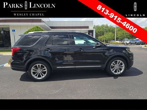 Used 2019 Ford Explorer XLT w/ Equipment Group 202A FWD image 3
