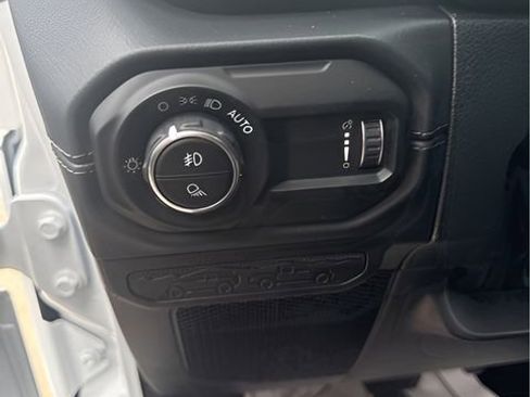 New 2026 Jeep Gladiator Sport image 13