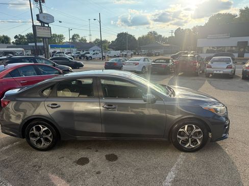 Used 2020 Kia Forte LXS image 4