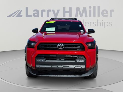 Certified 2026 Toyota 4Runner SR5 AWD/4WD image 8