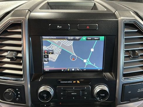 Used 2015 Ford F150 Platinum w/ Trailer Tow Package AWD/4WD image 21