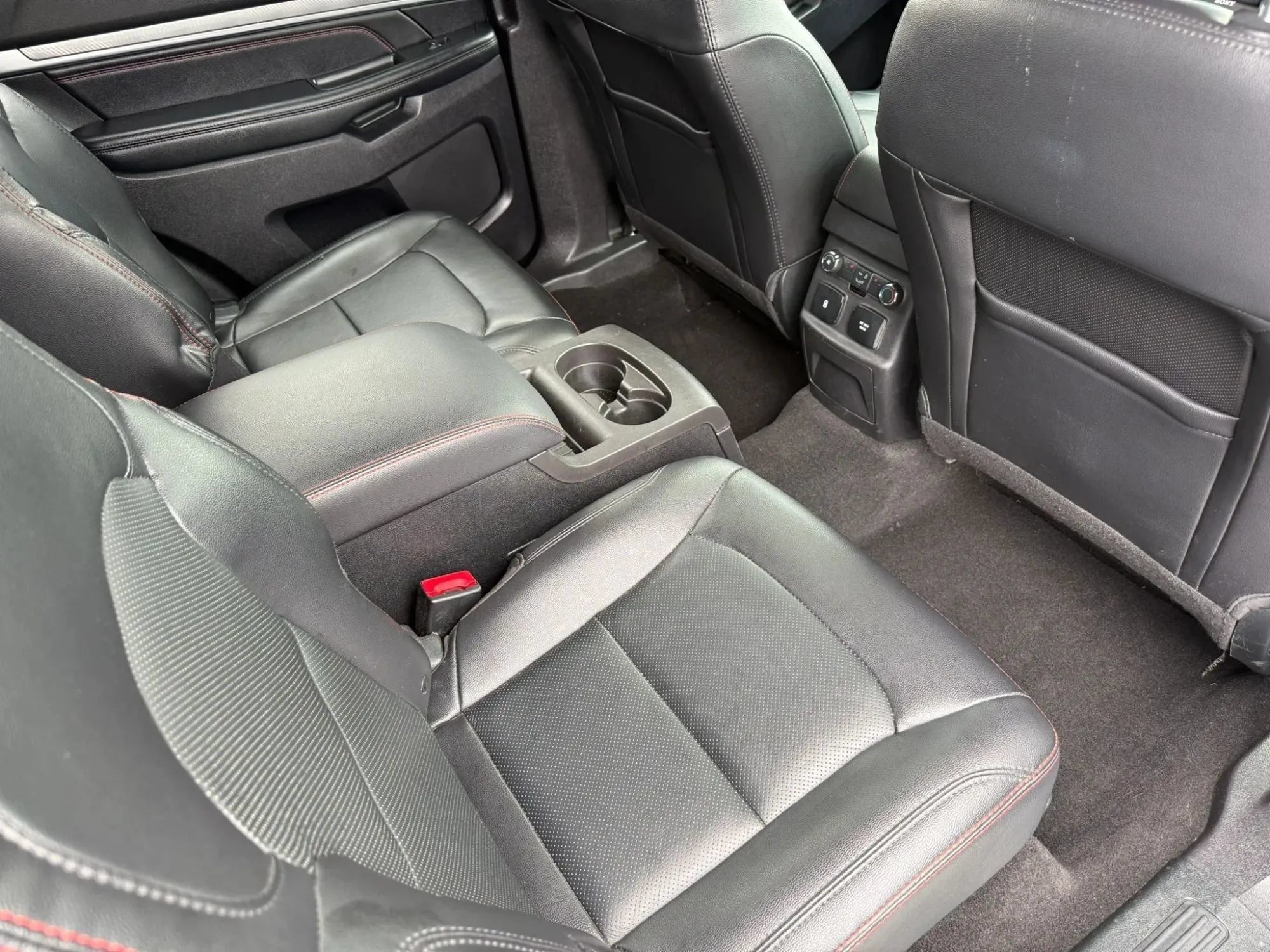 Used 2019 Ford Explorer Sport w/ Equipment Group 401A AWD/4WD image 38