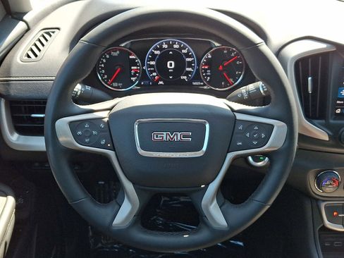 Used 2024 GMC Terrain Denali w/ Denali Premium Package AWD/4WD image 24