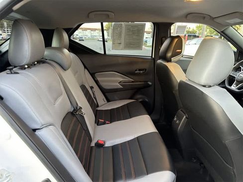 Used 2023 Nissan Kicks SR w/ SR Premium Package image 32