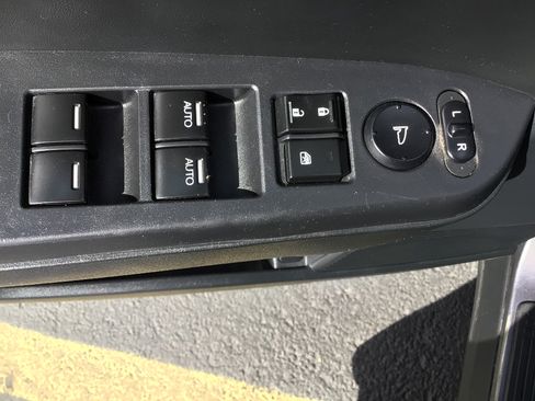 Used 2014 Honda Pilot EX-L image 8
