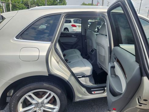 Used 2017 Audi Q5 3.0T Premium Plus w/ Technology Package image 34