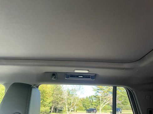 Certified 2021 Chevrolet Tahoe Z71 w/ Z71 Off-Road Package image 23