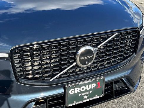 Certified 2023 Volvo XC60 B5 Plus w/ Climate Package image 29
