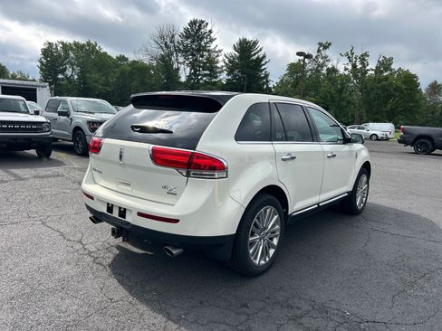 Used 2013 Lincoln MKX AWD image 5