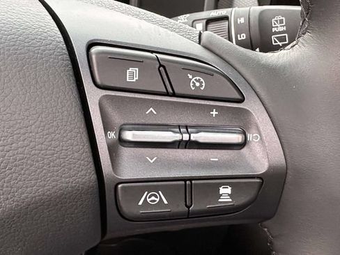 Used 2023 Hyundai Kona Limited w/ Cargo Package AWD/4WD image 28