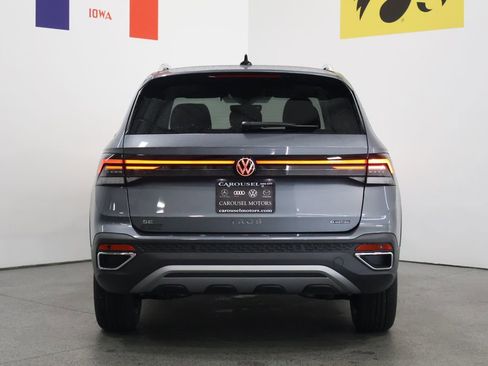 New 2026 Volkswagen Taos SE AWD/4WD image 11
