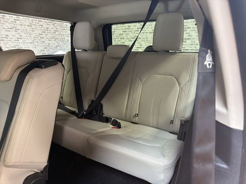 Used 2020 Ford Expedition Max Platinum AWD/4WD image 15
