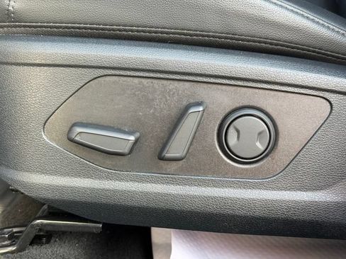Used 2025 Kia Sportage EX AWD/4WD image 34