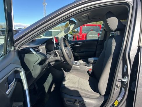 Used 2024 Toyota RAV4 XLE image 15