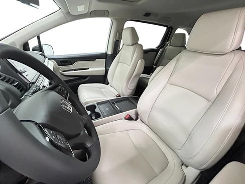 New 2026 Honda Odyssey EX-L image 9