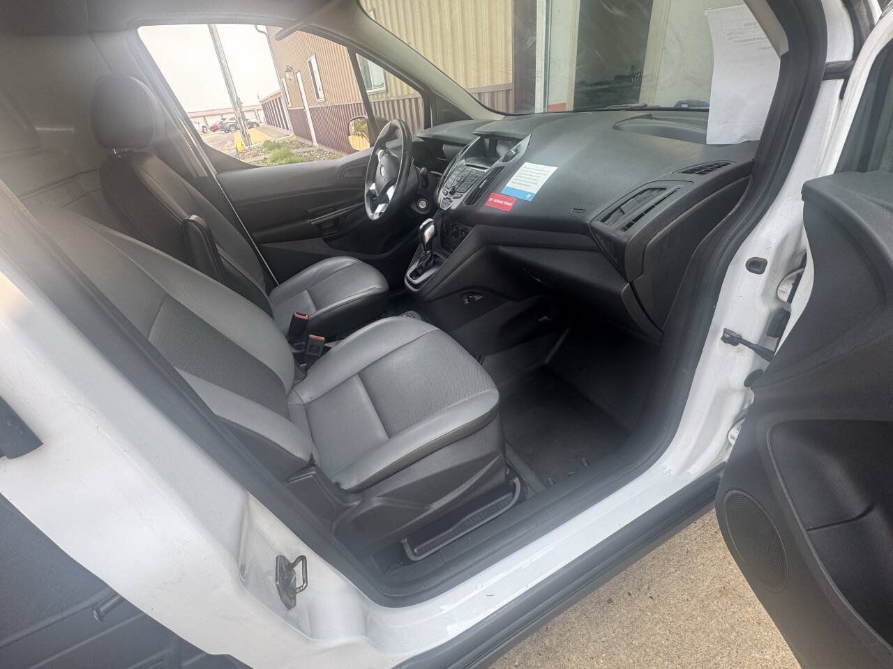 Used 2016 Ford Transit Connect XL FWD image 12