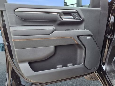 New 2026 GMC Sierra 2500 AT4 w/ AT4 Preferred Package image 23