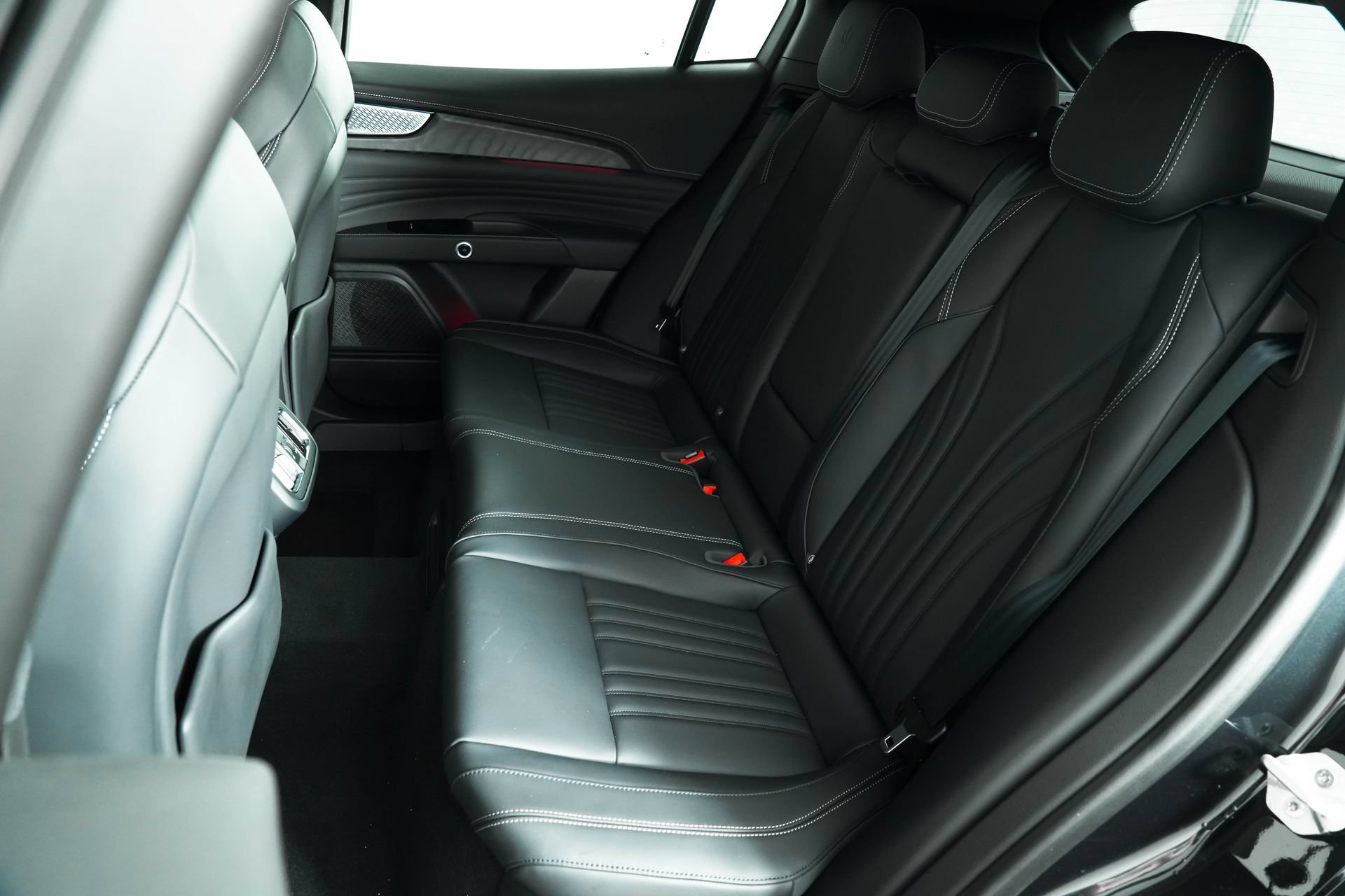 Used 2025 Maserati Grecale GT AWD/4WD image 26
