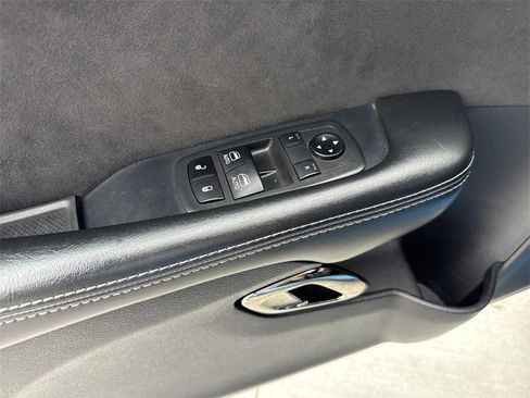 Used 2019 Dodge Challenger SRT Hellcat Redeye image 21