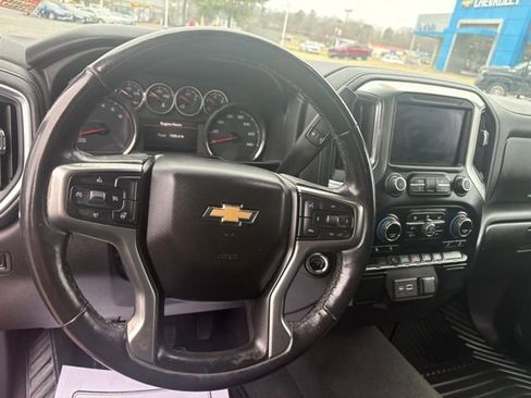 Used 2021 Chevrolet Silverado 1500 LT image 27