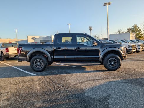Certified 2020 Ford F150 Raptor w/ Equipment Group 802A Luxury image 2